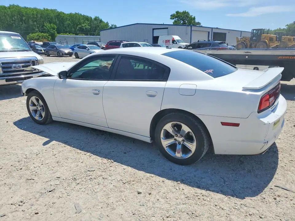 2013 DODGE CHARGER SE  