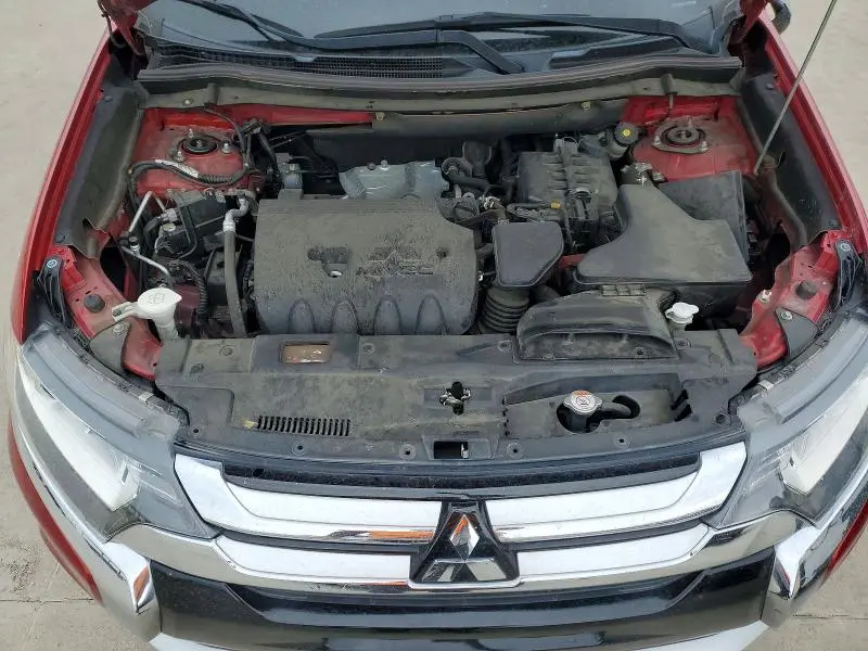 2018 MITSUBISHI OUTLANDER SE  