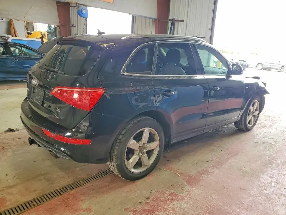 2011 AUDI Q5 PREMIUM PLUS  