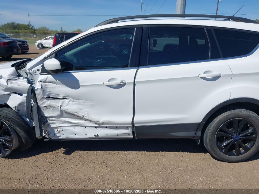 2018 FORD ESCAPE SE