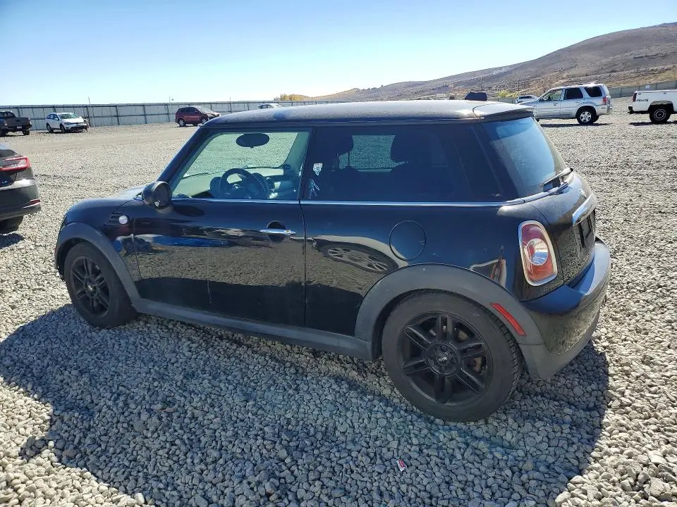 2012 MINI COOPER   