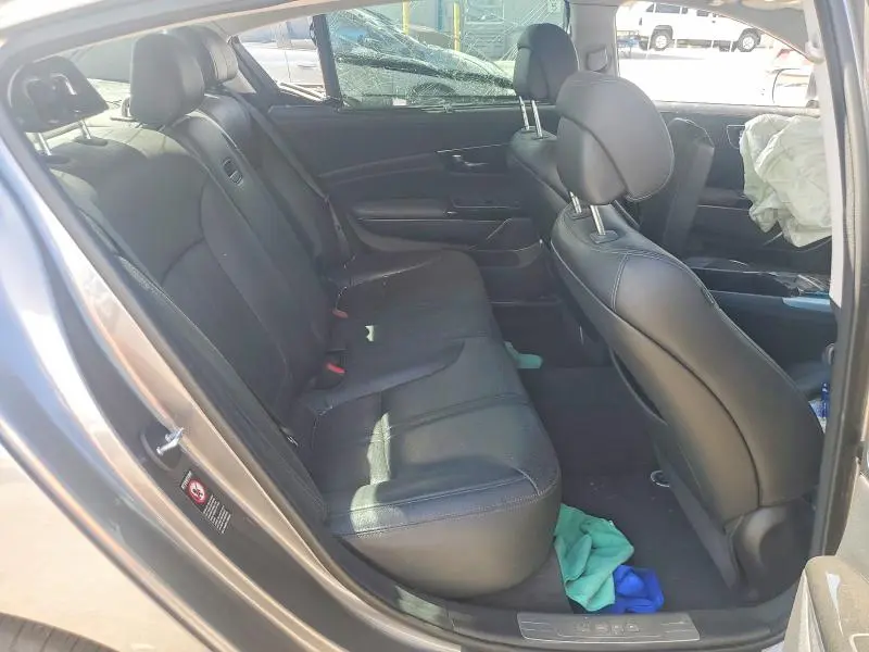2015 KIA K900 PREMIUM  