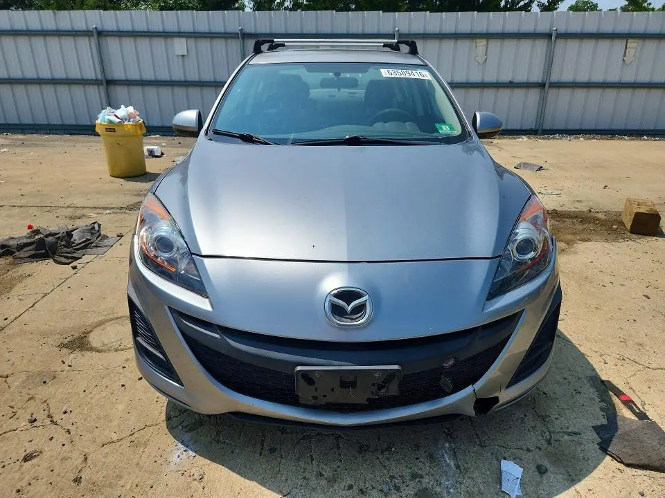 2011 MAZDA 3 I  