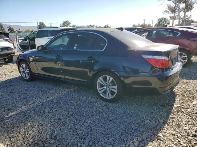 2010 BMW 528 XI  