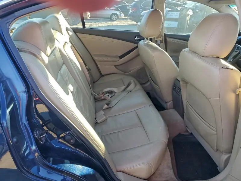 2010 NISSAN ALTIMA BASE  