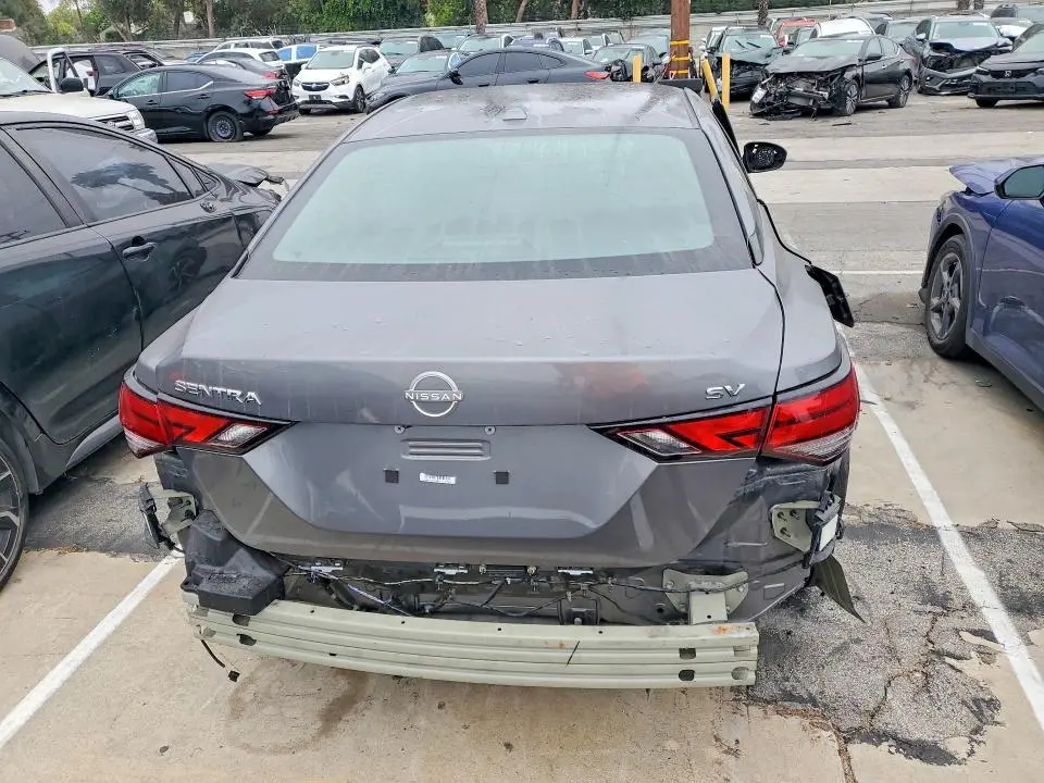 2024 NISSAN SENTRA SV  