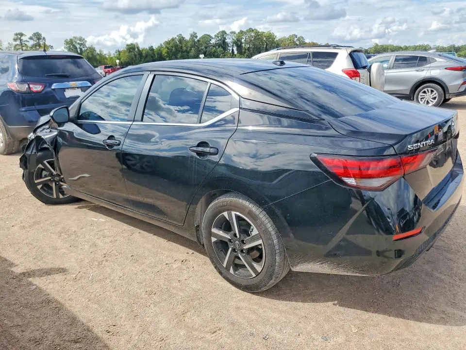 2025 NISSAN SENTRA SV  