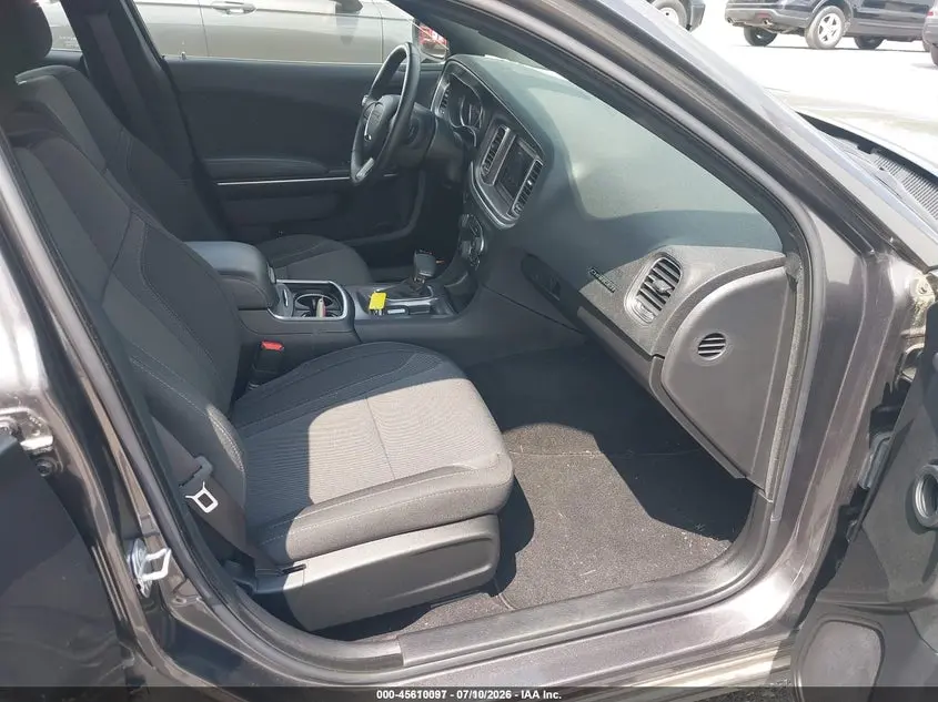 2019 DODGE CHARGER SXT RWD