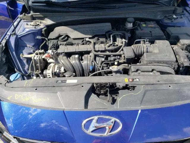2021 HYUNDAI ELANTRA SE  