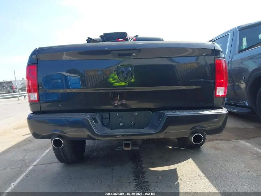 2017 RAM 1500 EXPRESS  4X2 6'4 BOX