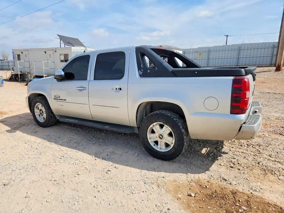 2010 CHEVROLET AVALANCHE LT  
