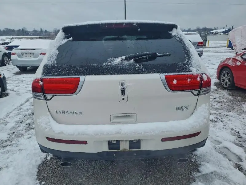 2011 LINCOLN MKX   