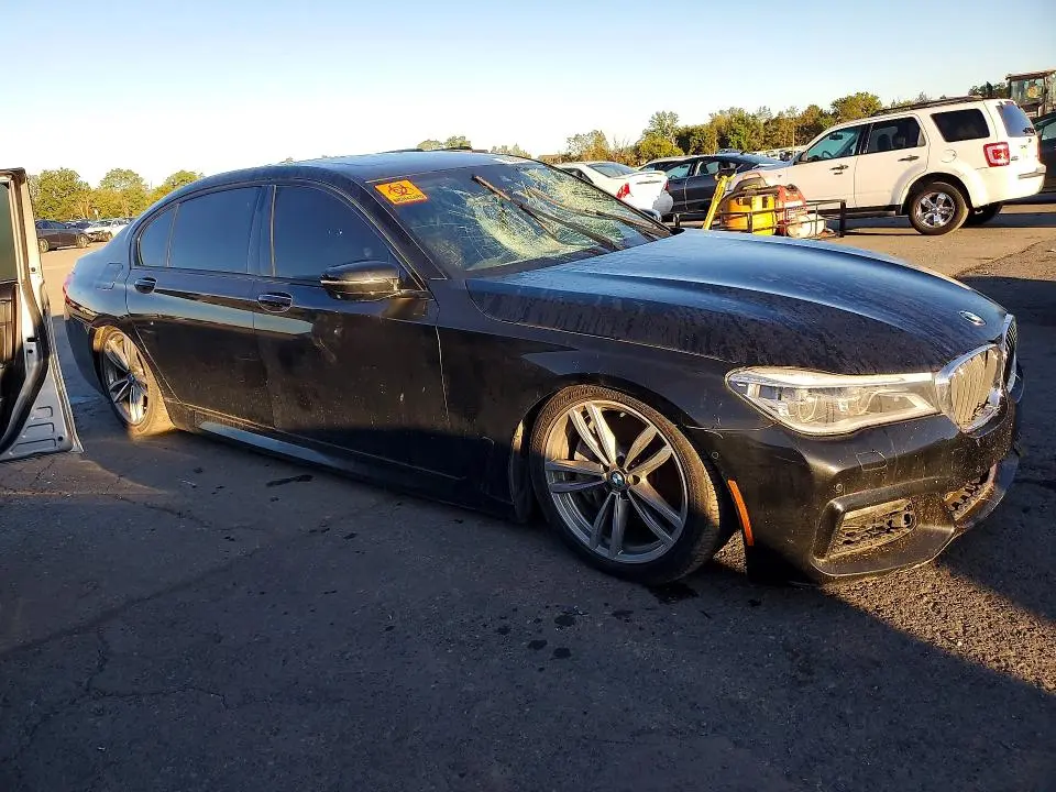 2016 BMW 750 XI  