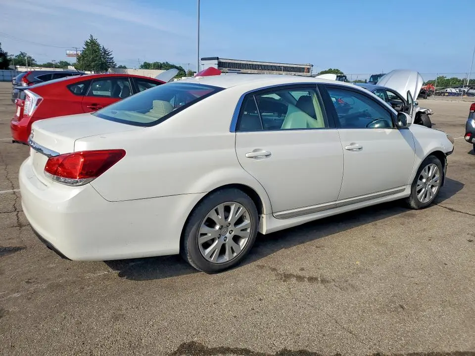 2011 TOYOTA AVALON BASE  