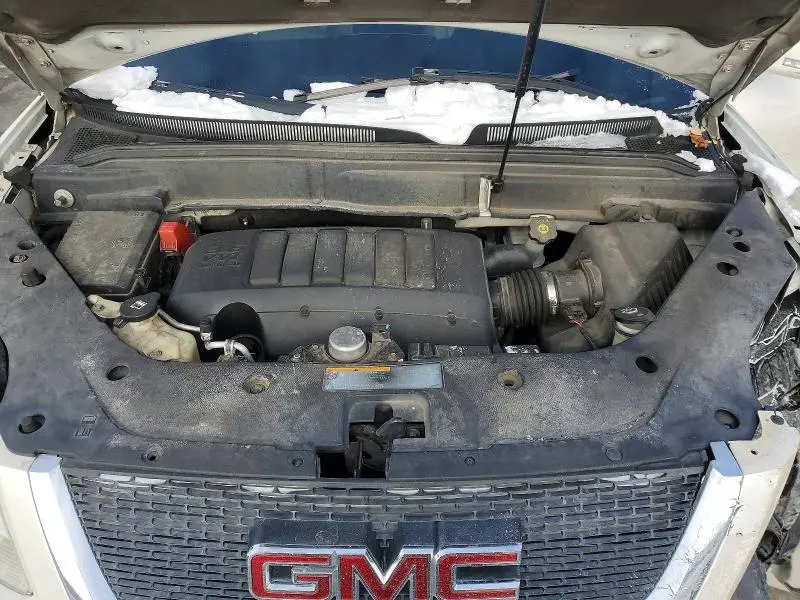 2011 GMC ACADIA SLT-1  