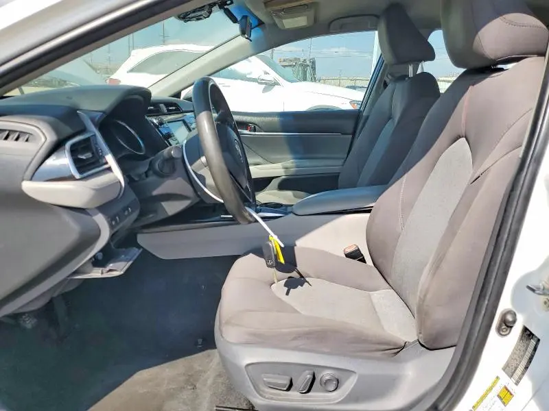 2018 TOYOTA CAMRY LE  