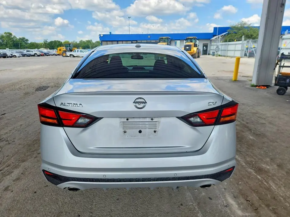 2019 NISSAN ALTIMA SV  