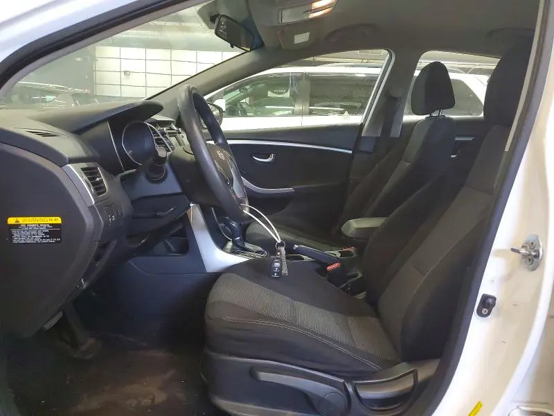 2016 HYUNDAI ELANTRA GT BASE  