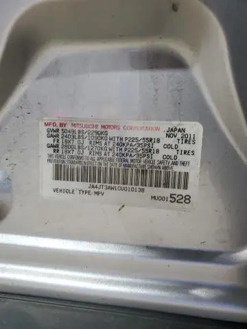 2012 MITSUBISHI OUTLANDER SE  