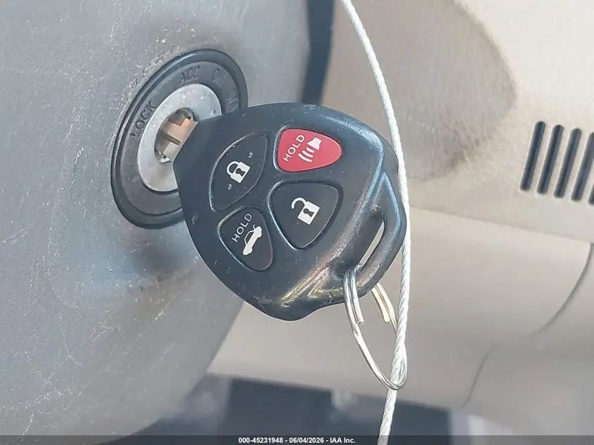 2010 TOYOTA COROLLA LE
