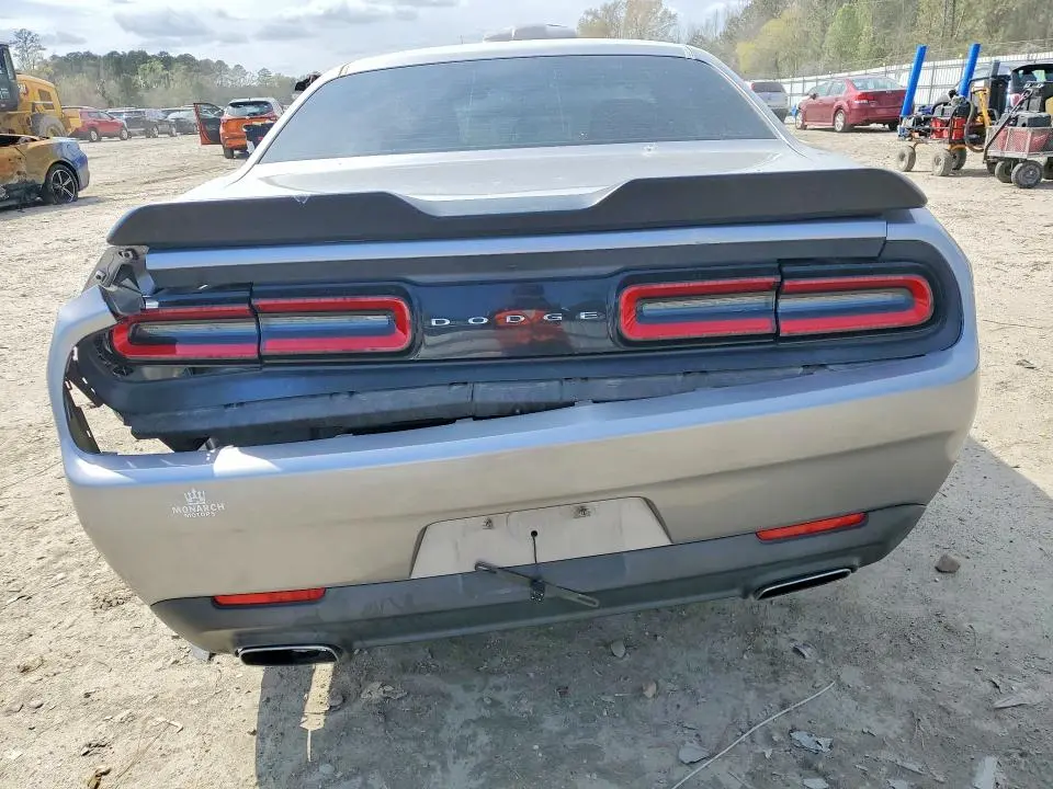 2016 DODGE CHALLENGER SXT  