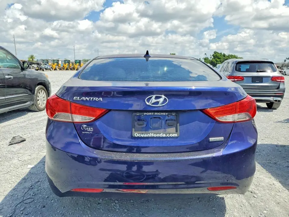 2012 HYUNDAI ELANTRA LIMITED  