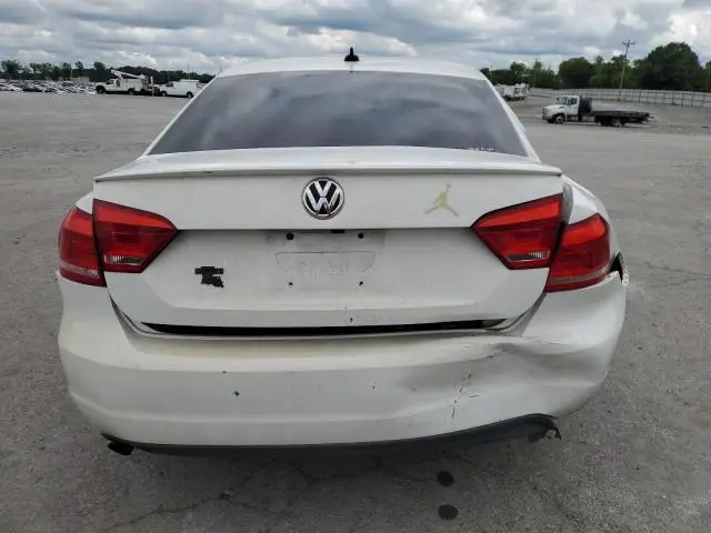 2015 VOLKSWAGEN PASSAT S  