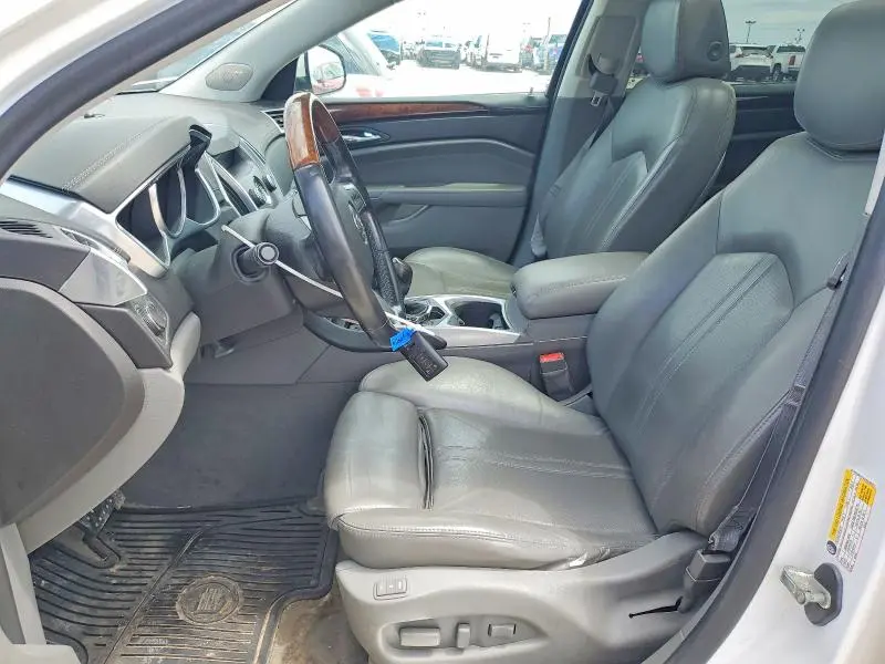 2011 CADILLAC SRX LUXURY COLLECTION  