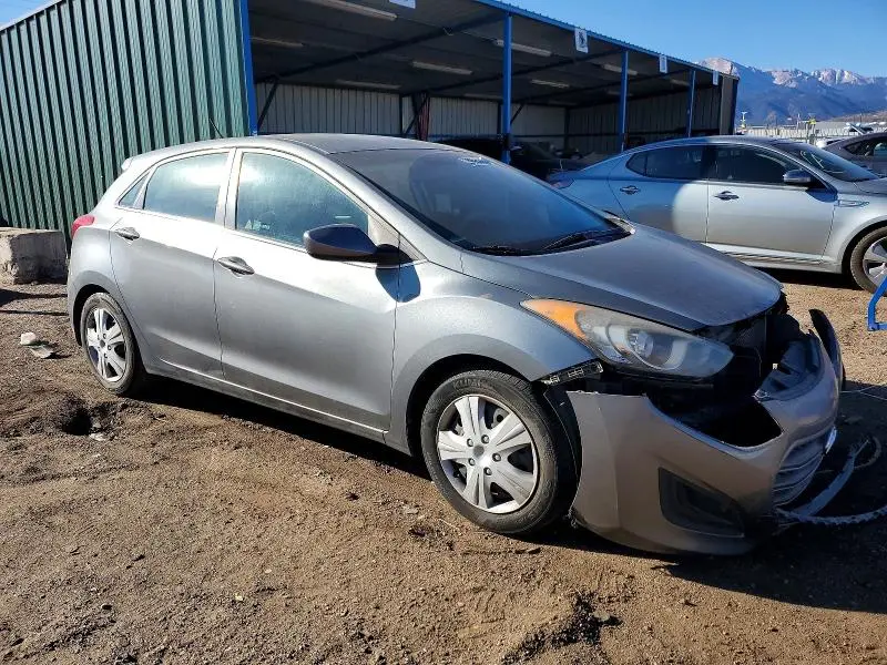 2017 HYUNDAI ELANTRA GT   