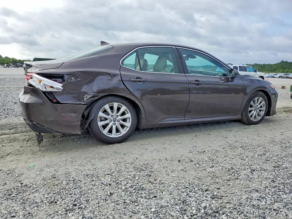 2019 TOYOTA CAMRY LE  