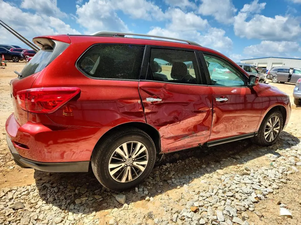 2017 NISSAN PATHFINDER SV  