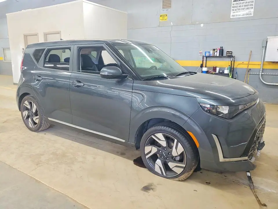 2025 KIA SOUL GT LINE  