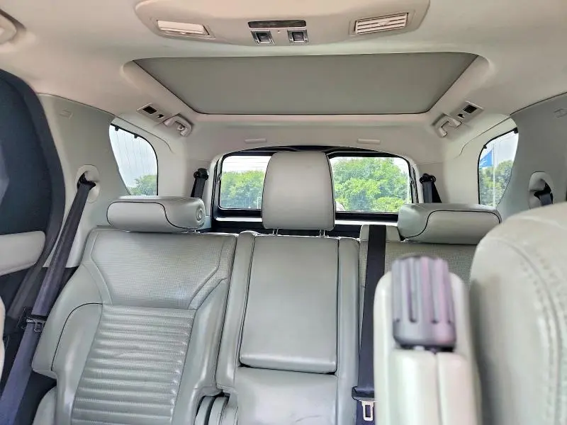 2018 LAND ROVER DISCOVERY HSE LUXURY  