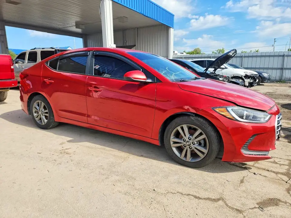 2018 HYUNDAI ELANTRA SEL  