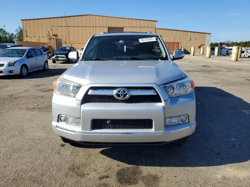 2011 TOYOTA 4RUNNER SR5  