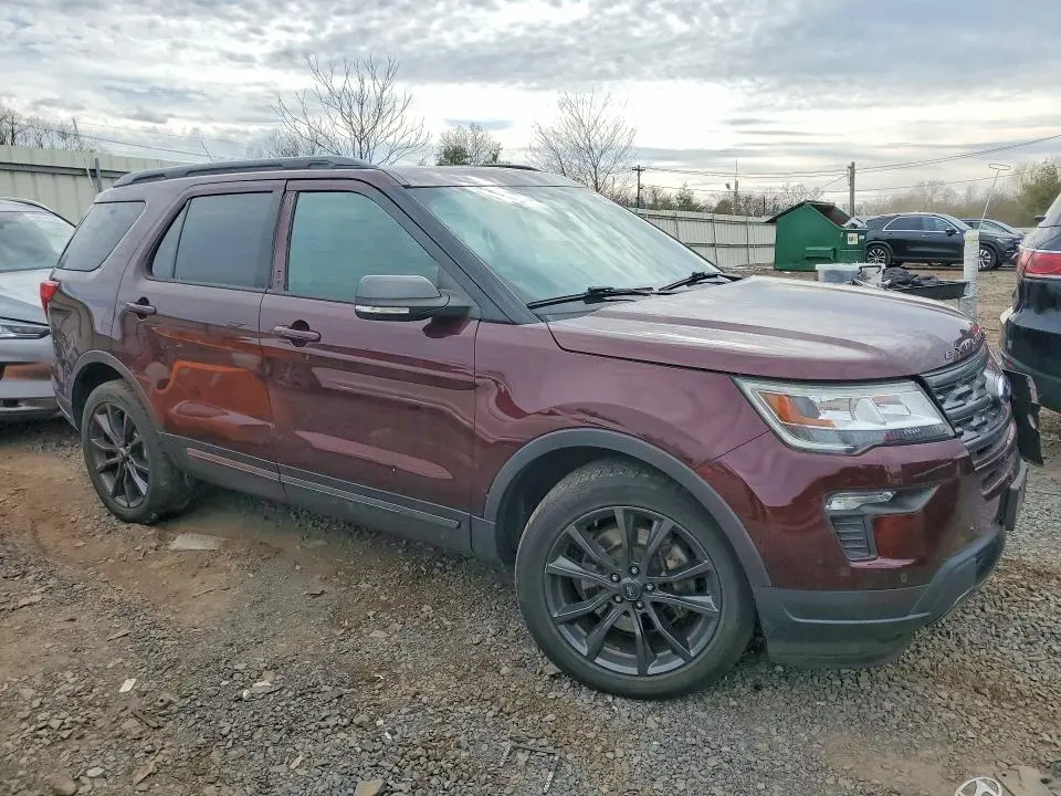 2019 FORD EXPLORER XLT  