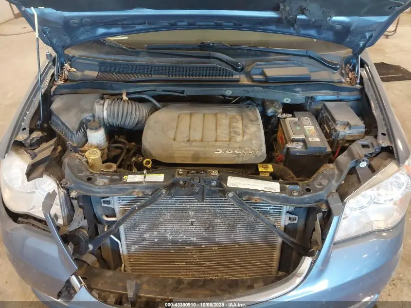 2012 CHRYSLER TOWN & COUNTRY TOURING