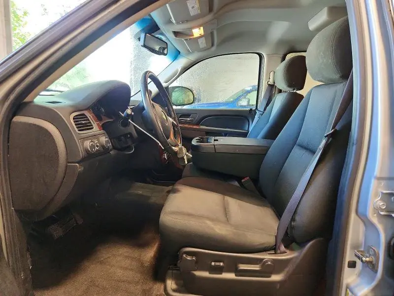 2012 CHEVROLET SUBURBAN K1500 LS  
