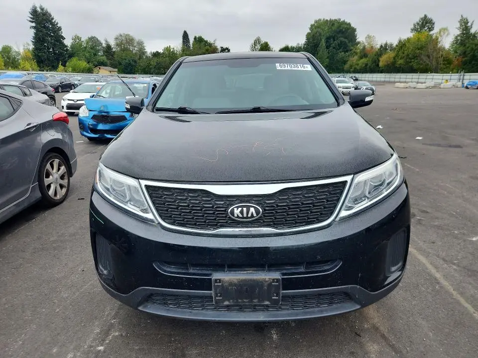 2014 KIA SORENTO LX  