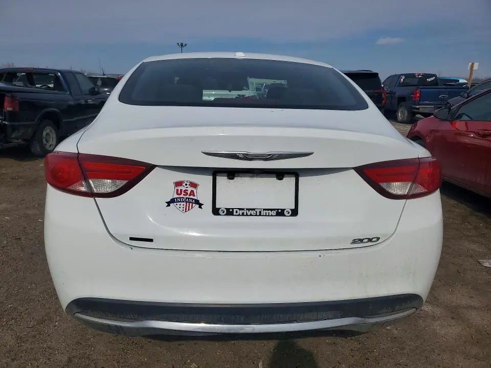 2016 CHRYSLER 200 LIMITED  