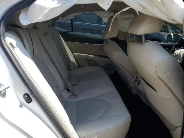 2023 TOYOTA CAMRY XLE  