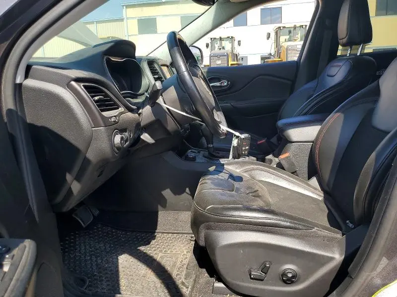 2020 JEEP CHEROKEE TRAILHAWK  