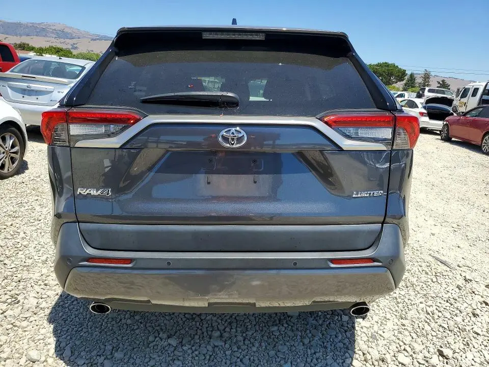 2021 TOYOTA RAV4 LIMITED  