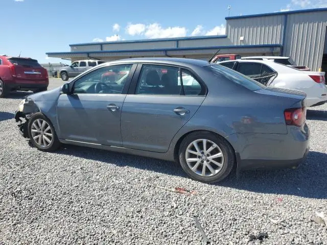 2010 VOLKSWAGEN JETTA SE  