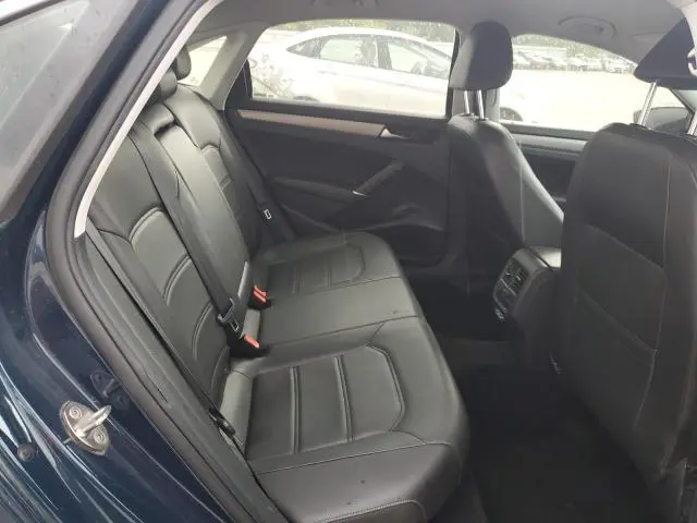 2020 VOLKSWAGEN PASSAT SE  