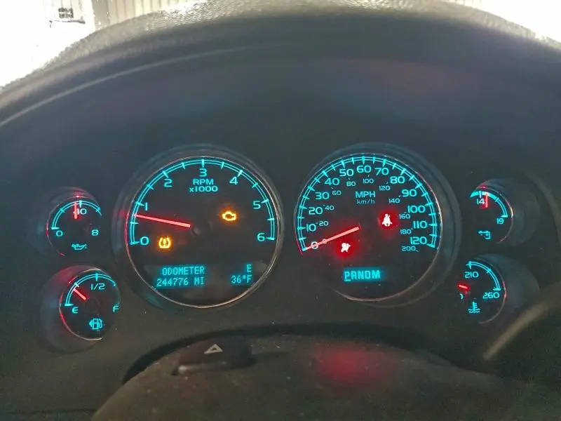 2011 CHEVROLET SUBURBAN K1500 LS  