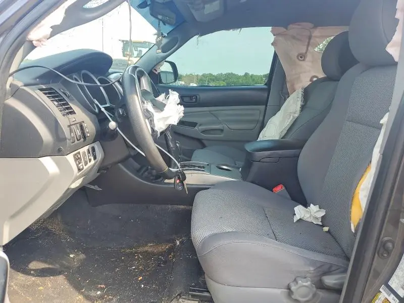 2015 TOYOTA TACOMA V6  