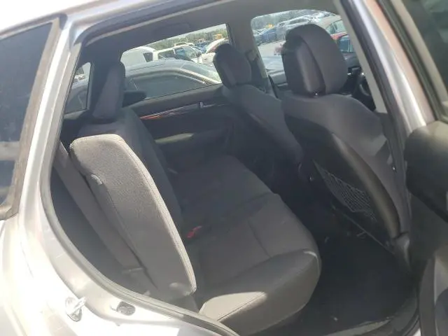 2013 KIA SORENTO LX  