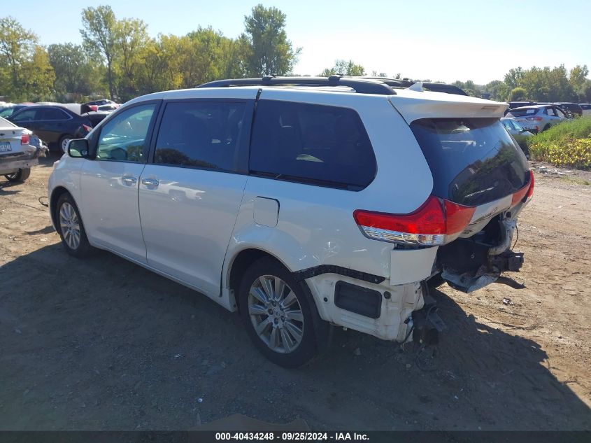 2011 TOYOTA SIENNA LIMITED