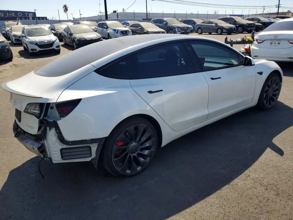 2022 TESLA MODEL 3   